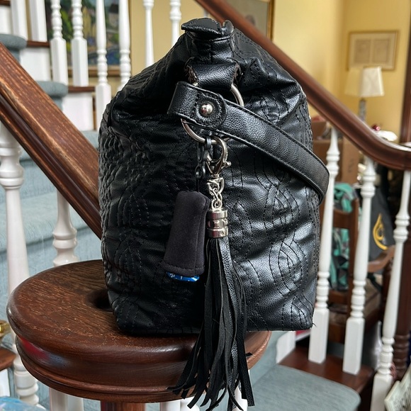 Bella Russo Shoulder bag Vegan leather GUC Quilted pattern Silvertone HW - Picture 8 of 11